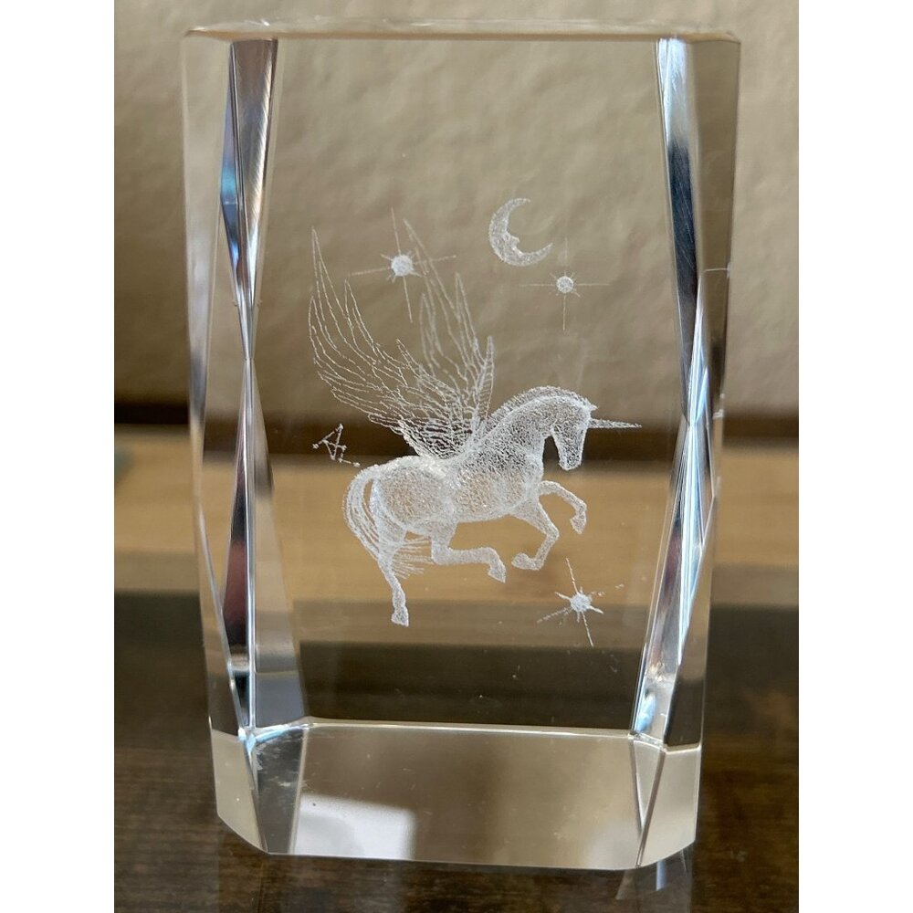 3D Pegasus Crystal Glass Paperweight With Etched Moon Stars Mythical Design